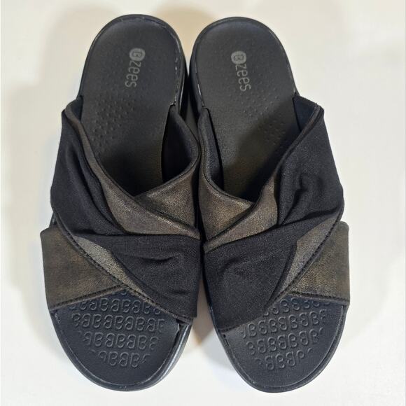 L BZees Women's Black Take a Bow Slide Sandal Size 7 Comfort Walking Lightweight - Picture 4 of 9